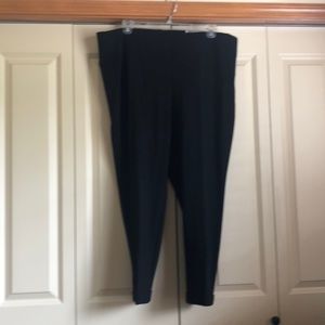 Chico’s Juliet Cuffed Ankle Black Pant Size 4